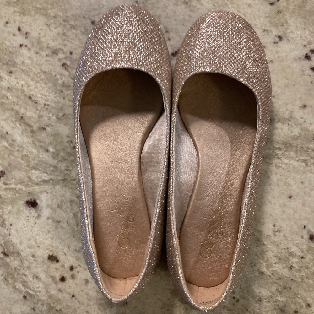 Little Girl’s Size 12 Gold Sparkle Flats